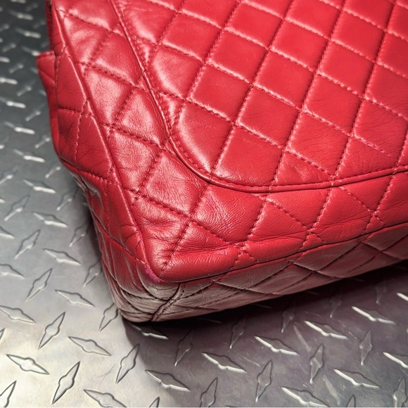 Chanel Lambskin Classic Maxi Flap in Red SHW - Picture 7 of 12